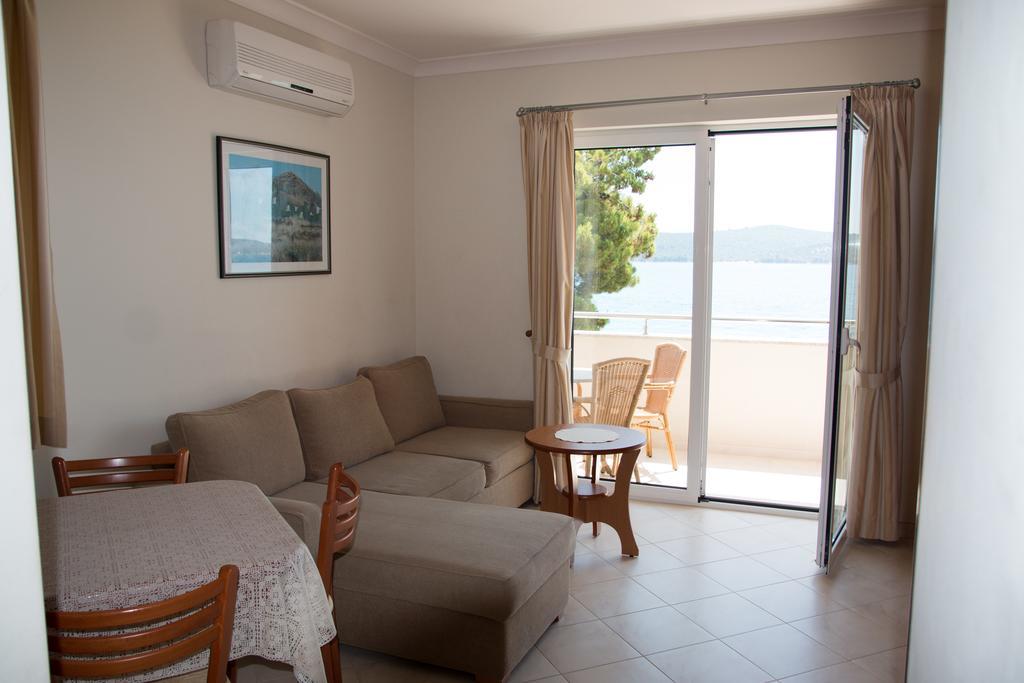 ז'אבוריץ' Villa Koala Apartments מראה חיצוני תמונה